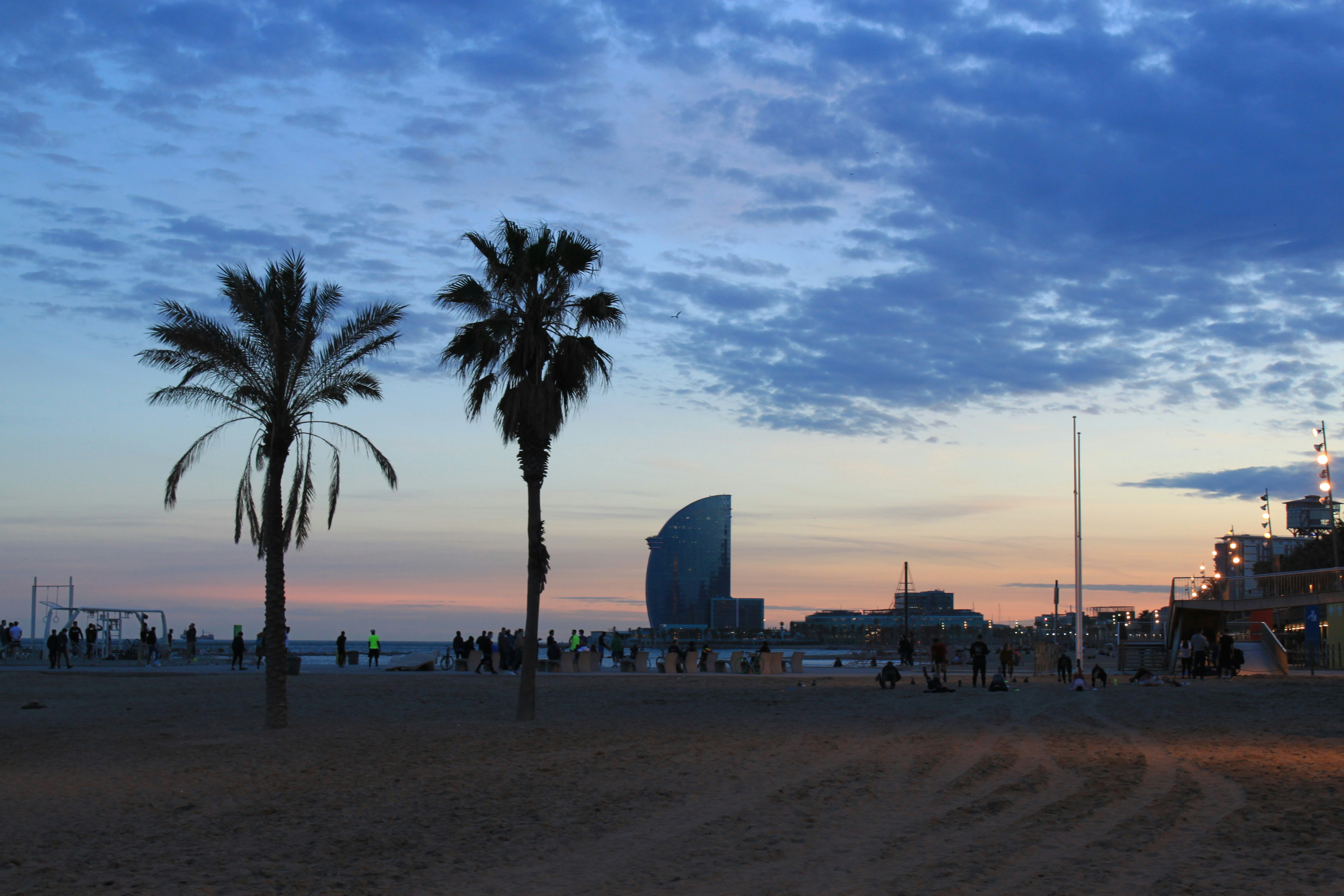 la-barceloneta-neighborhood